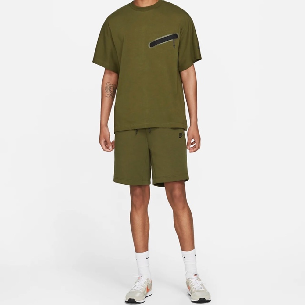 NWT Nike Tech Fleece Shorts - Rough Green/black